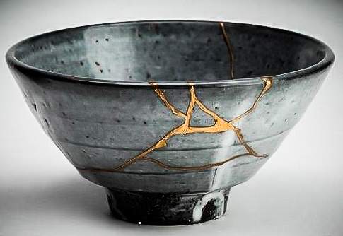 broken pottery repaired with gold